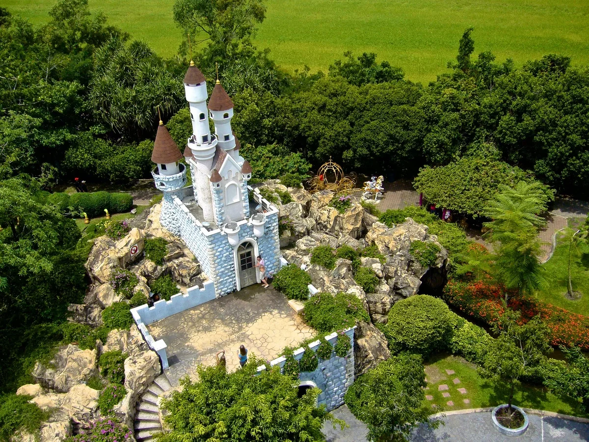 World park. Парк Dreamworld (мир мечты) в Бангкоке. Развлекательный парк «мир мечты» (Dream World). Мир мечты парк развлечений. Дрим верт Тайланд.