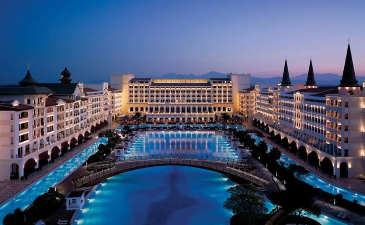 Стала известна точная дата открытия отеля Mardan Palace в Турции |  Ассоциация Туроператоров