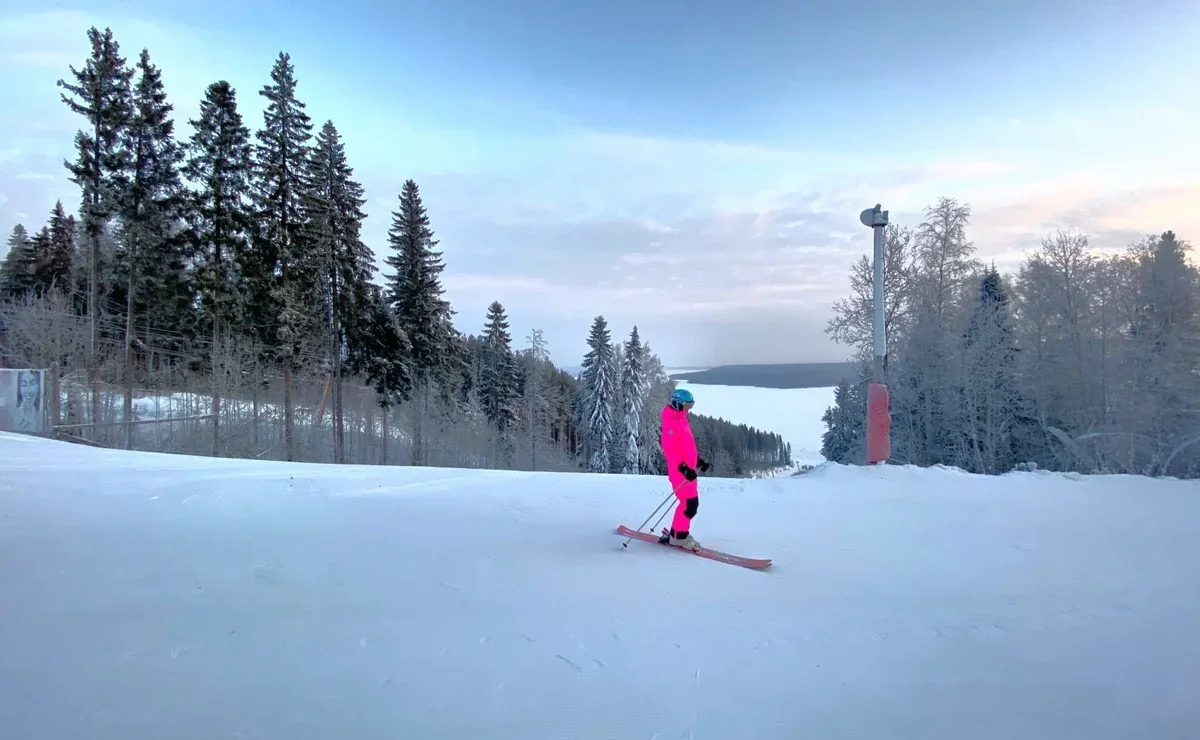 Горнолыжный белогорье пермский край. Новинки горнолыжный комплекс. Такман канатная дорога.