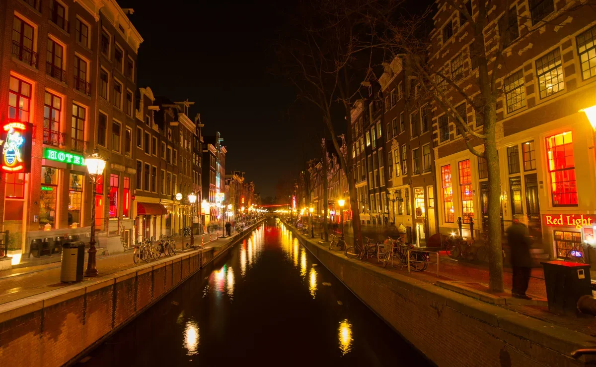 Запретный Амстердам
